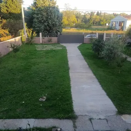 Apartment Ljupki 2 Km Od Centra I Besplatan Parking