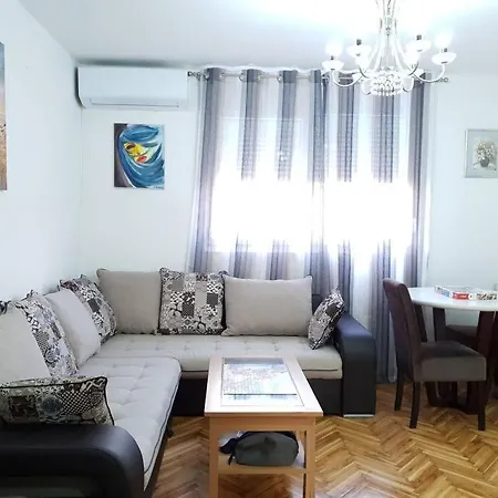 Апартаменты Ljupki 2 Km Od Centra I Besplatan Parking Подгорица